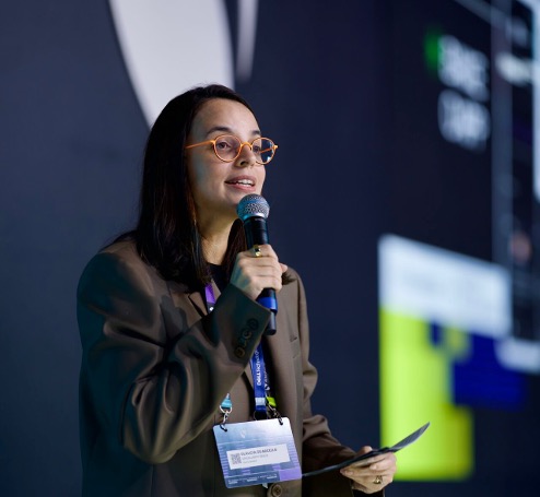 Palestra HSM com plateia corporativa